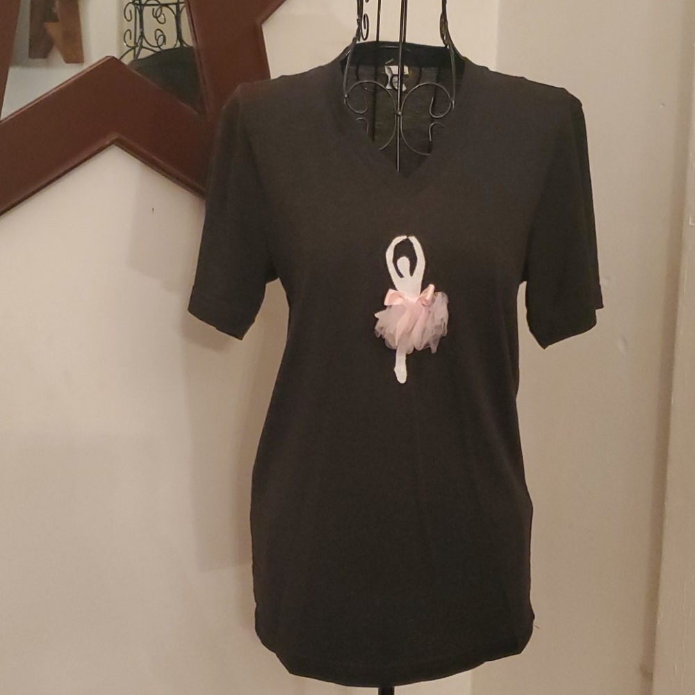 Ballerina tee shirt with 3D tutu size xs